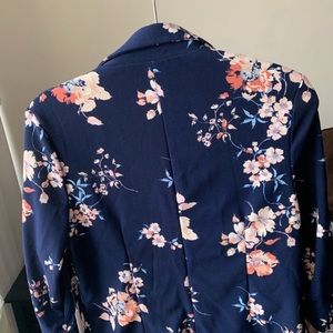 Crescent & Willough Jackets & Coats - Crescent & Willough Floral Navy Blazer Crescent & Willough Jackets & Coats - Crescent & Willough Floral Navy Blazer